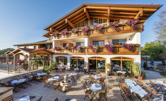 Landgasthaus & Hotel Kurfer Hof Bad Endorf Εξωτερικό φωτογραφία