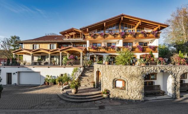 Landgasthaus & Hotel Kurfer Hof Bad Endorf Εξωτερικό φωτογραφία